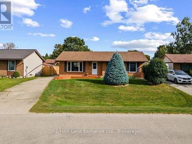 477 Ridge Street, Saugeen Shores, ON, N0H 2C1 house for sale | Listing ID X13839 | Royal LePage