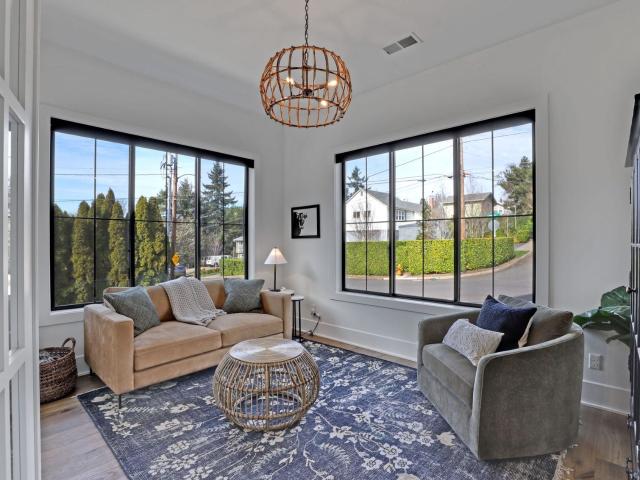 4780 sw pendleton st, portland, us, or