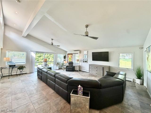 47829 Tomahawk Drive