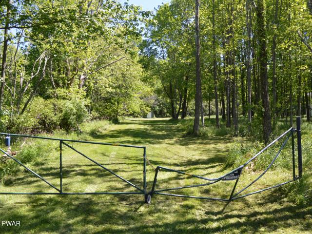 478 Gravity Road