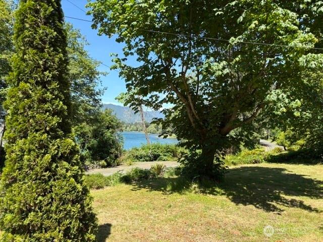 478 South Shore Road