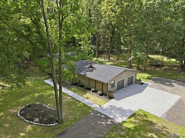 47993 9 Mile Road