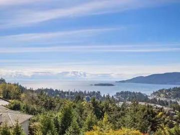 Greater Vancouver - Garden, Deck