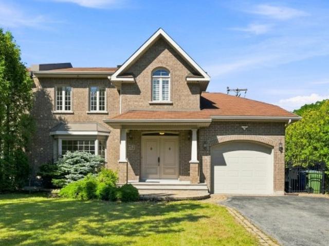 479 Av. Brookfield, Mont Royal, QC, H3P 2A9 house for sale | Listing ID 12464 | Royal LePage