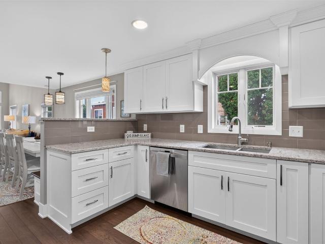 479 Napoleon Road