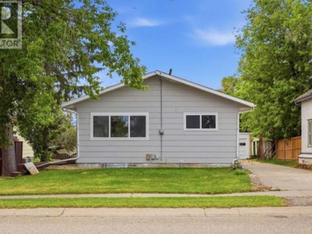 4804 Broadway Avenue, Blackfalds, AB, T0M 0J0 house for sale | Listing ID A2332 | Royal LePage