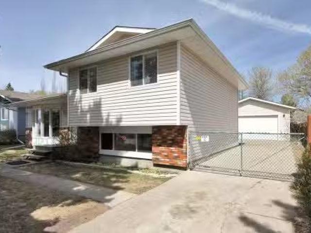 4804 42 Avenue, Beaumont, AB, T4X 1E9 house for sale Listin.