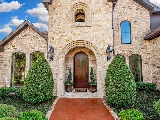 4805 Rangewood Drive