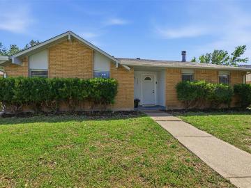 4805 Wheeler Dr, The Colony, TX 75056 | MLS #21229