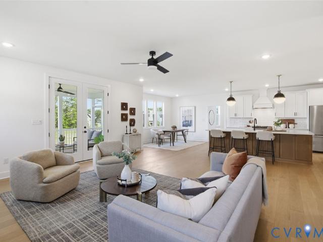 4806 Lake Summer Loop