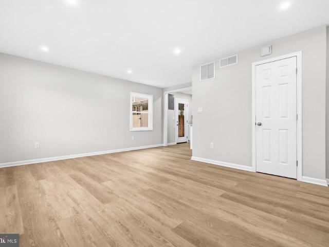 4806 Rockford Drive