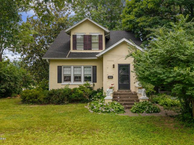 4808 Greenwood Rd