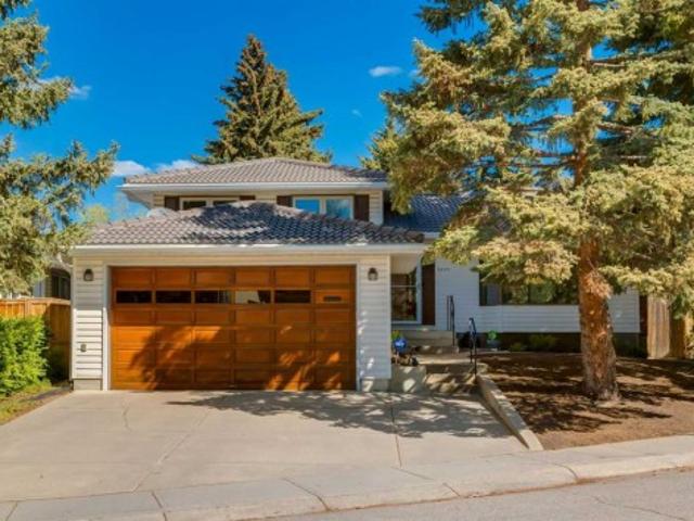 4808 Valiant Drive Nw, Calgary, AB, T3A 1X2 house for sale | Listing ID A2349 | Royal LePage
