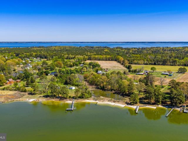 4809 Coles Point Rd, Hague, VA 22469 | MLS #VAWE2010