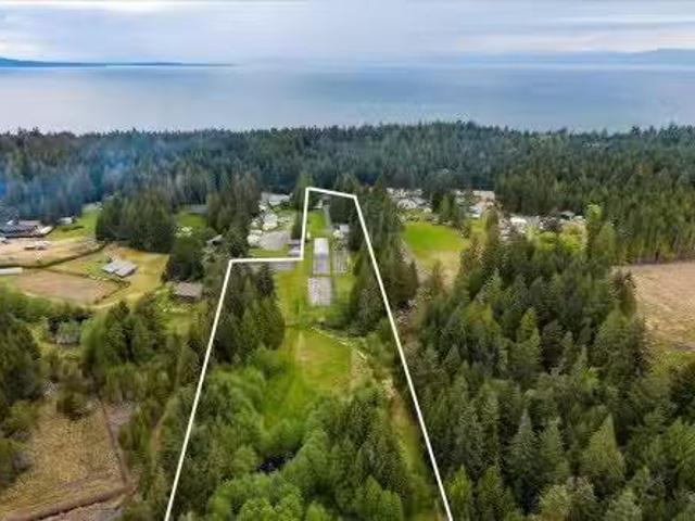 4800 Island Hwy West, Qualicum Beach, BC, V9K 1Y9 commercial.
