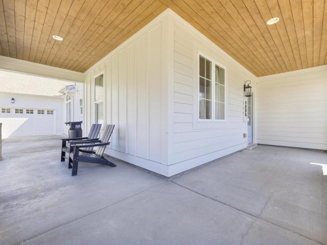 4800 Kendall Circle