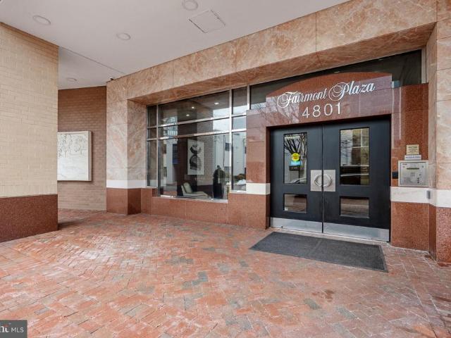 4801 Fairmont Avenue # 909