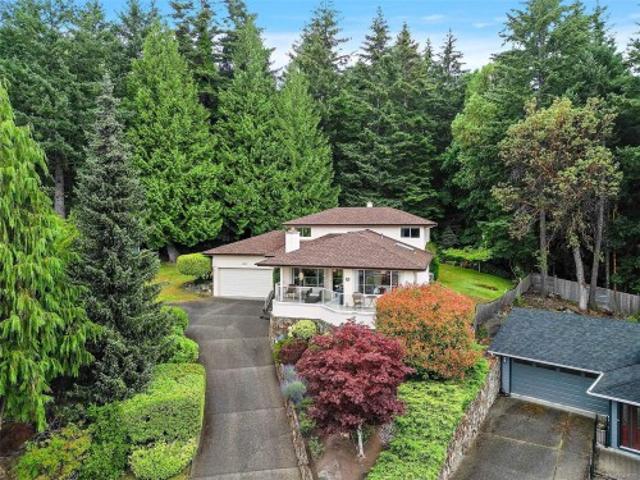 4802 Amblewood Dr, Saanich, BC, V8Y 2S3 house for sale | Listing ID 1049 | Royal LePage