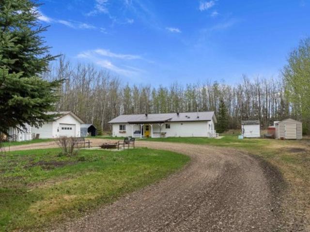 4802 22 Street, Rural Wetaskiwin County, AB, T0C 2C0 house for sale | Listing ID E4488 | Royal LePage