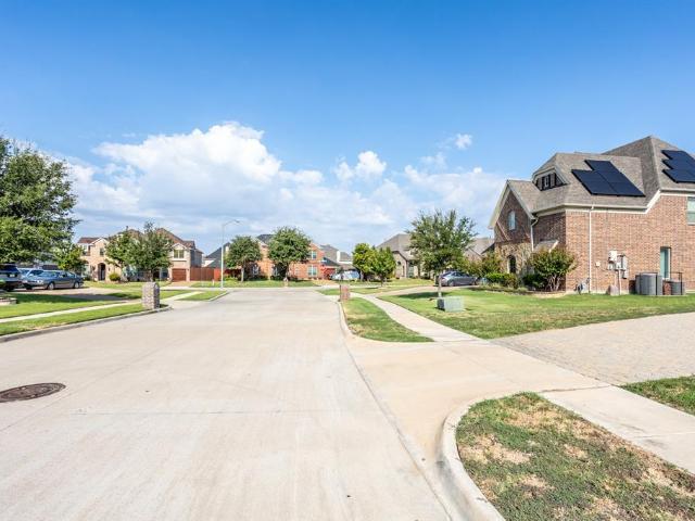 4803 Comstock Way