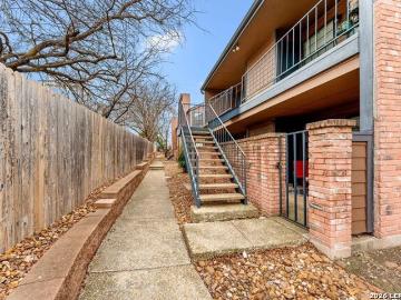 4803 Hamilton Wolfe, Unit 110