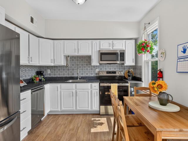 480 Avenue E # 2