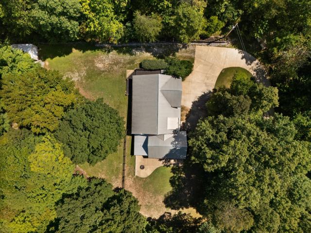 480 Defeated Creek Rd