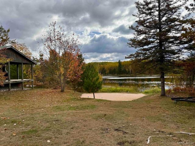 480 N Bluff Lake Lane
