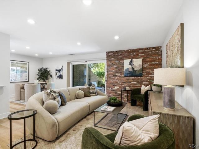 480 S Marion Parkway # 104