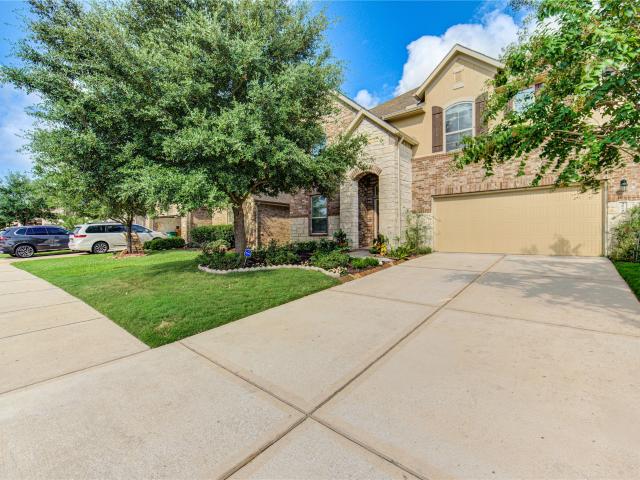 4814 Oak Rambling Drive