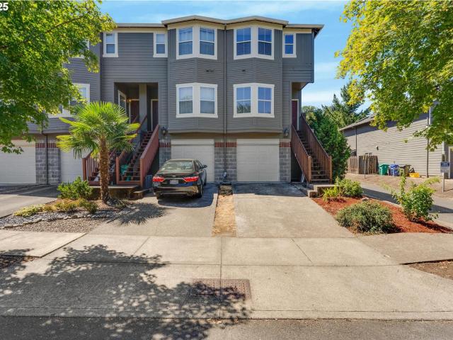 4815 SW 1st Ave, Portland, OR 97239 | MLS #770507