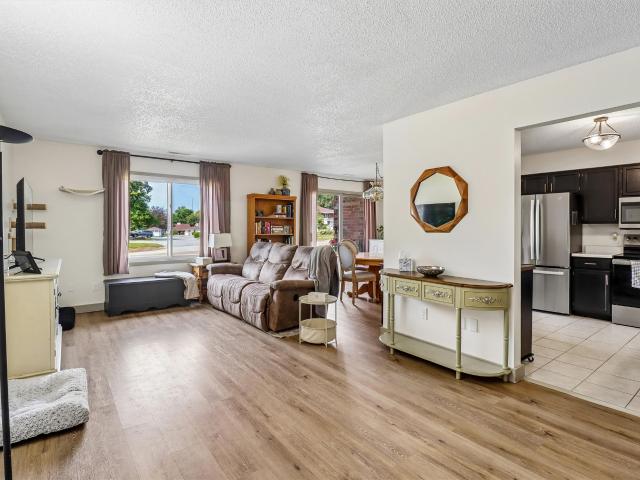 4817 Woodland Avenue 2