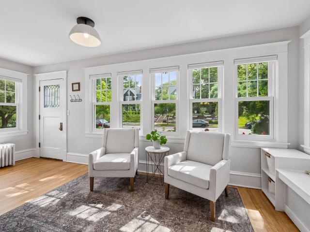 4818 Dupont Avenue S