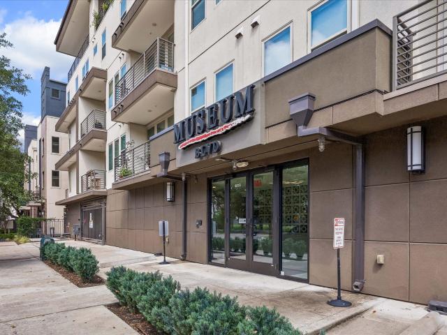 4819 Caroline St, Unit 104, Houston, TX 77004 | MLS #48550