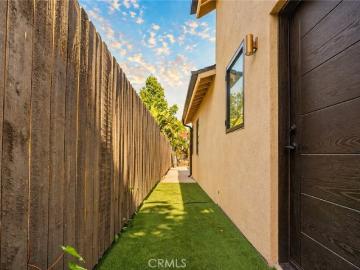 4819 1/2 Genesta Ave, Encino, CA 91316 | MLS #SR26094