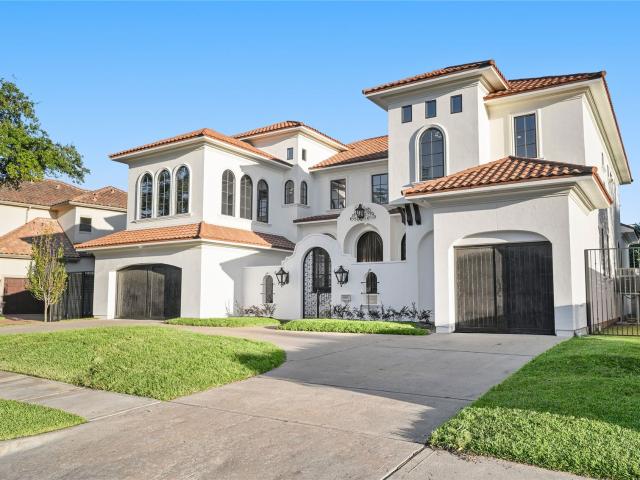 4811 Braesvalley Drive, Houston, US, TX