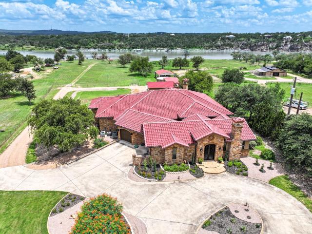 481 Chimney Cove Dr