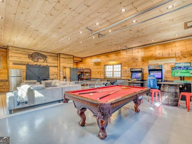 481 Mountain Top Drive
