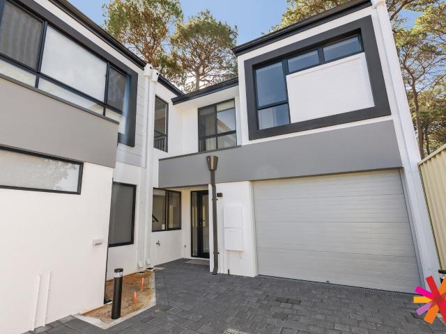 4/81 Walanna DriveKarawara WA 6152