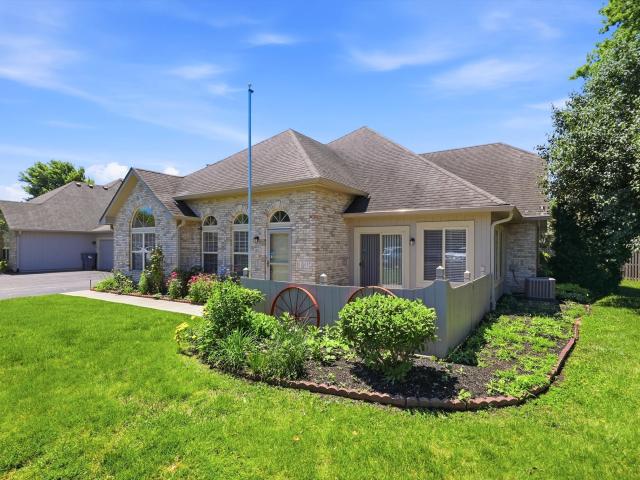4824 Bridgefield Drive