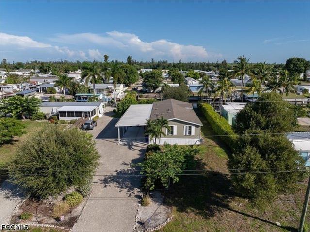 4826 Sandpiper Dr SW, Saint James City, FL 33956