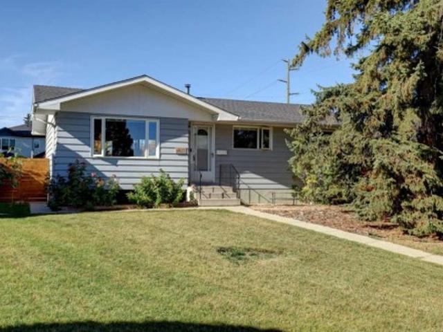 4827 Montana Drive Nw, Calgary, AB, T3B 1G3 house for sale | Listing ID A2350 | Royal LePage