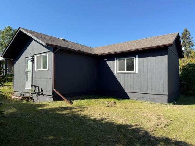 4828 51 Street, Mirror, AB, T0B 3C0 house for sale | Listing ID A2276 | Royal LePage