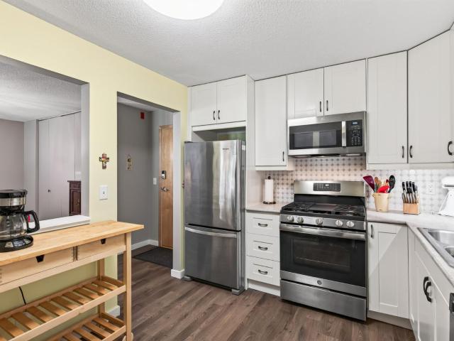 4820 Park Commons Drive # 138