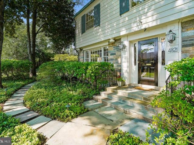 4821 Fort Sumner Drive