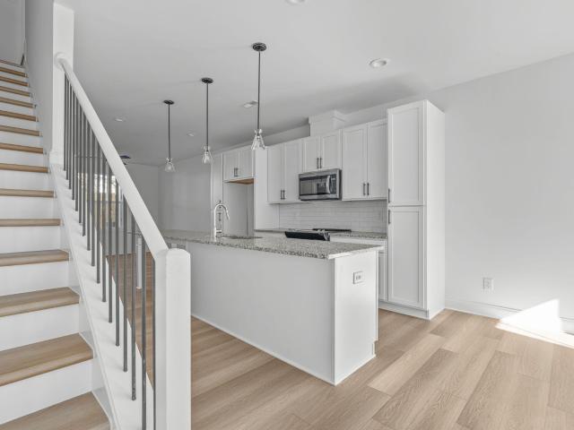 4821 Gossamer Lane 103