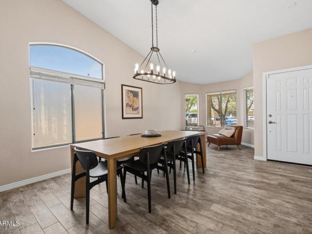 4821 w gary way