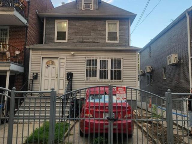 48 21 91st St, Elmhurst, NY 11373