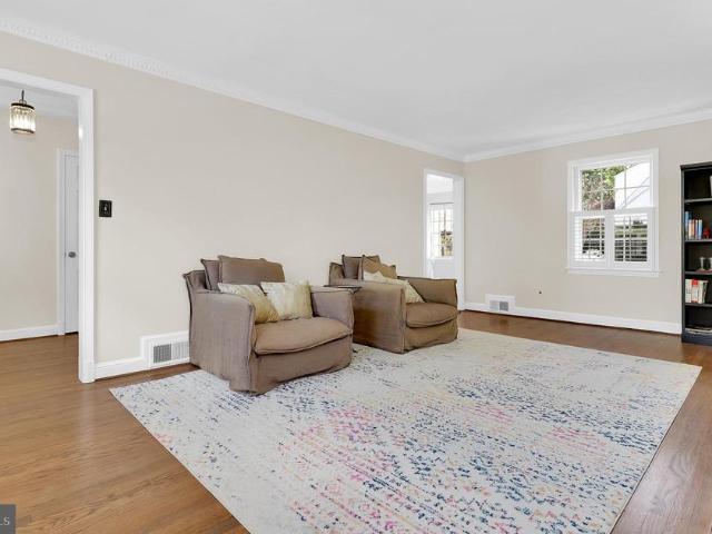 4822 Broad Brook Drive