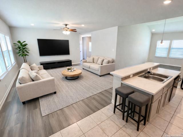 4823 Cambridge Park, Converse, TX 78109 | MLS #1932